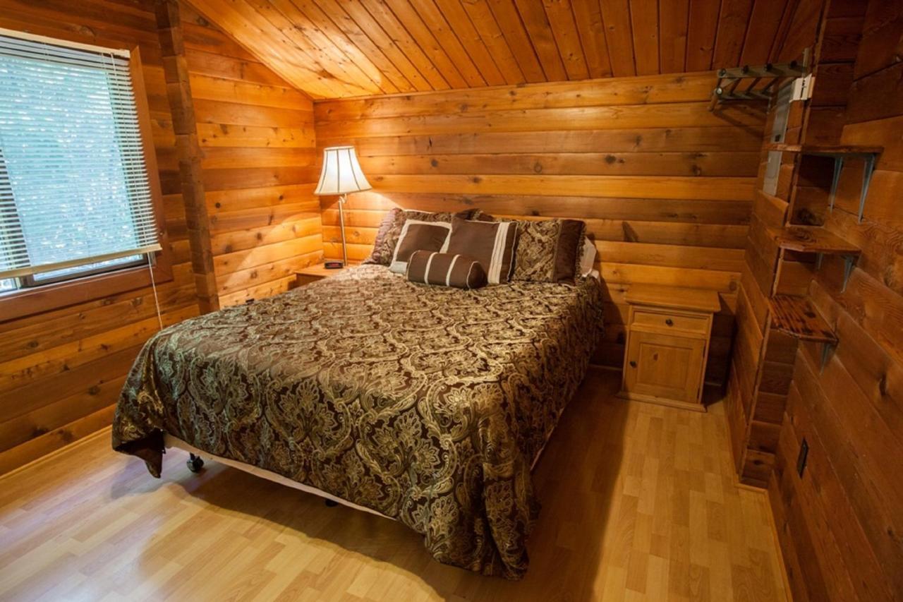 Lake Texoma Camping Resort Cabin 4 Willow Spring Exterior photo